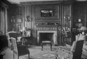 تلبيسة جورجية قديمة في مكتب Miss Morgans ، منزل Miss Anne Morgan ، مدينة نيويورك ، 1924 بواسطة غير معروف