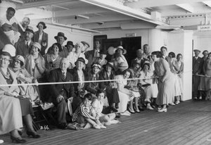 على متن RMS Atlantis ، c1929-c1939 بواسطة غير معروف