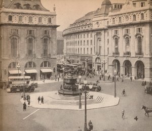 سيرك بيكاديللي 1931 ، 1935 بواسطة غير معروف