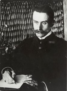صورة لتوماس مان 1875-1955 ، c.1900. بواسطة غير معروف