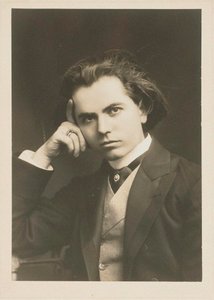 صورة لعازف الكمان والملحن يان كوبيليك 1880-1940 ، 1908. بواسطة غير معروف