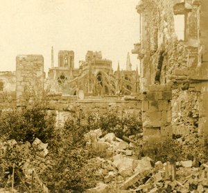 كاتدرائية ريمس ، ريمس ، شمال فرنسا ، c1914-c1918 بواسطة غير معروف