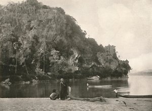 مشهد النهر - الممر الثاني ، بالقرب من Bhamo ، 1900. بواسطة غير معروف