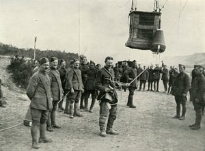 بالونات الطائرات الورقية المدفعية الملكية الملكية كانت عيون بنادقنا في فرنسا ، 1919. بواسطة غير معروف