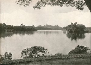 البحيرات الملكية ، رانجون ، 1900. بواسطة غير معروف