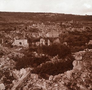 أطلال ، Anizy-le-Château ، شمال فرنسا ، c1914-c1918 بواسطة غير معروف