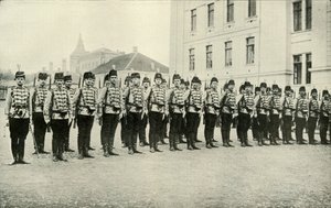 سلاح الفرسان سيرفيان في موكب 1919. بواسطة غير معروف
