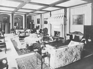 منزل شيربورن ، جلوسيسترشاير - اللورد شيربورن ، 1910 بواسطة غير معروف
