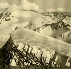 الجبال المغطاة بالثلوج ، Bad Hofgastein ، النمسا ، c1935. بواسطة غير معروف