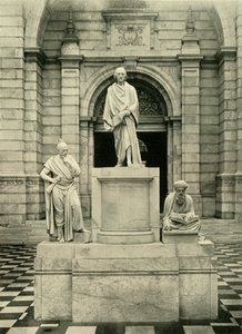 تمثال وارن هاستينغز ، 1925. بواسطة غير معروف