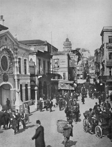 فيستا ستريت في جالاتا من نهاية الجسر ، القسطنطينية ، 1913