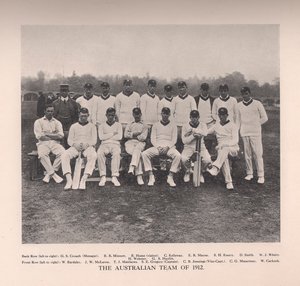 فريق الكريكيت الأسترالي عام 1912 بواسطة غير معروف