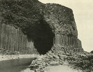 كهف بطل المحارب ، c1948. بواسطة غير معروف