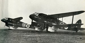سيارة إسعاف دي هافيلاند ، 1941. بواسطة غير معروف