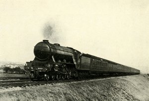 الاسكتلندي الطائر أسفل تمرير ريستون ، c1930. بواسطة غير معروف