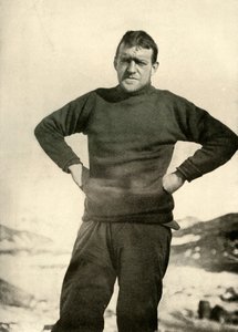 قائد البعثة في ملابس الشتاء ، c1908 ، 1909 بواسطة غير معروف
