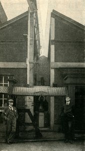 خط الطول في غرينتش ، الذي تُصنع منه جميع قياسات الوقت ، 1901. بواسطة غير معروف