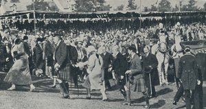 العائلة الملكية في اسكتلندا ، c1930 ، 1937. بواسطة غير معروف