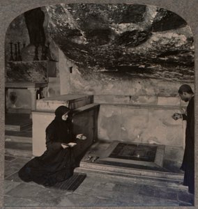 حجر المسح ، كنيسة القيامة ، القدس ، c1900 بواسطة غير معروف