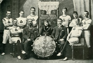 فريق أبردين الجمباز ، الفائزون في درع تحدي NPRS ، 1902. بواسطة غير معروف