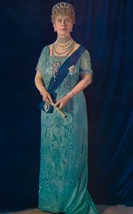 الملكة الأرملة: جلالة الملكة ماري ، 1936 بواسطة غير معروف