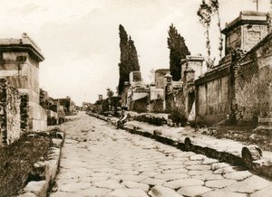 عبر delle Tombe ، بومبي ، إيطاليا ، c1900s بواسطة غير معروف