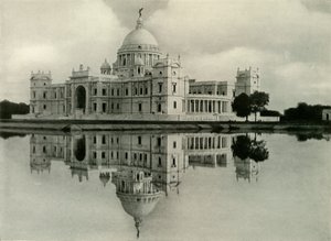 قاعة فيكتوريا التذكارية ، من الشمال الغربي ، 1925. بواسطة غير معروف