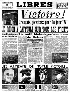 النصر! ، الصفحة الأولى من صحيفة ليبرس ، 9 مايو 1945 بواسطة غير معروف