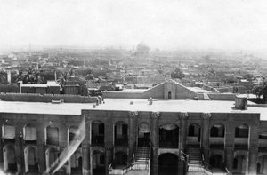 منظر لبغداد من برج كتلة ، المستشفى العام البريطاني الحادي والثلاثين ، بلاد الرافدين ، الحرب العالمية الأولى ، 1918 بواسطة غير معروف