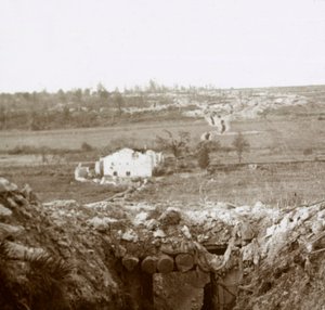 قرية دملوب ، شمال فرنسا ، c1914-c1918 بواسطة غير معروف