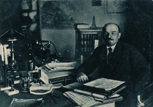فلاديمير إيليش لينين ، الزعيم البلشفي الروسي ، موسكو ، روسيا ، 7 أكتوبر 1922 بواسطة غير معروف
