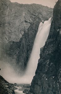 شلالات Voring ، 1914. بواسطة غير معروف