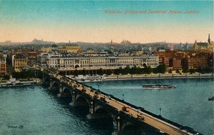 جسر واترلو وسومرست هاوس ، لندن ، c1910. بواسطة غير معروف
