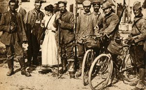يتم رعاية السجناء الألمان الجرحى من قبل الصليب الأحمر ، فرنسا ، الحرب العالمية الأولى ، 1914-1918 ، 1933. بواسطة غير معروف