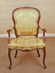 كرسي بذراعين ، صممه Hepplewhite ، c.1770