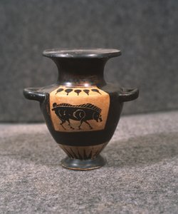 الرقم الأسود hydria أو وعاء الماء ، يصور الثور ، القرن الخامس قبل الميلاد بواسطة غير معروف غير معروف