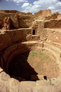 مدخل كيفا ، بني في القرنين 11 و 14 (الصورة) (انظر أيضًا 229600) بواسطة غير معروف غير معروف