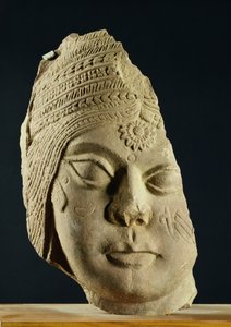 رأس من الحجر الرملي الأحمر في ياكشي ، بهاروت ، القرن الثاني قبل الميلاد بواسطة غير معروف غير معروف