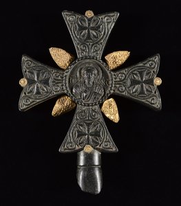 بينيديكتشن كروس ، 1200s - 1400s بواسطة غير معروف