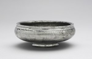 وعاء ، ج 350-600 بواسطة غير معروف