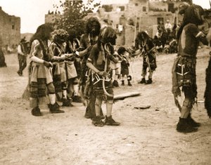 حمل الثعابين 1900 (صورة) بواسطة جون إرليندسون