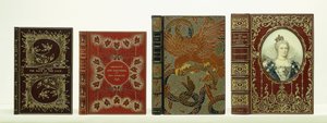 أربعة غلاف كتاب ملزم مع Riviere & Sons بما في ذلك "The Life and Times of Catherine de" Medici "، بواسطة غير معروف