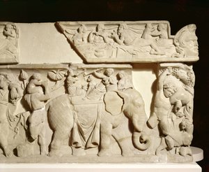GR.1-1835 عودة منتصرة لديونيسوس ، تفاصيل تظهر فيل ، إغاثة تابوت ، يوناني ، القرن الثاني (رخام) بواسطة غير معروف