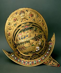 خوذة تشارلز التاسع (1550-1574) القرن السادس عشر (الذهب والمينا) بواسطة غير معروف