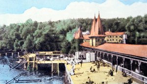 بحيرة هيفيز الحرارية، هنغاريا، ج. 1920 (بطاقة بريدية) بواسطة فنان غير معروف
