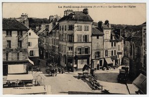 Ile de France, Seine et Marne (77), Ferte-sous-Jouarre (Ferte-sous-Jouarre): the crossroads of the Church - Postcard late 19th-beginning 20th century بواسطة غير معروف