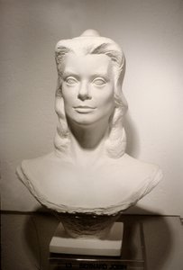 Marianne as Catherine Deneuve بواسطة غير معروف