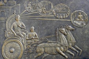معبد Tinh Xa Ngoc Chau البوذي ، حياة بوذا ، سيدهارتا غوتاما ، طلب الأمير سيدهارتا من سائق عربة أن يصطحبه في سلسلة من الجولات عبر الريف ، تشاو دوك ، فيتنام ، 2018 (صورة) بواسطة غير معروف