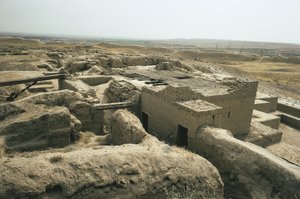 تركمانستان. أنقاض نيسا. قائمة اليونسكو للتراث العالمي ، 2007 بواسطة فنان غير معروف