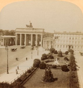 بوابة براندنبورغ ، Unter den Linden ، برلين ، ألمانيا ، 1894. بواسطة أندروود أند أندروود
